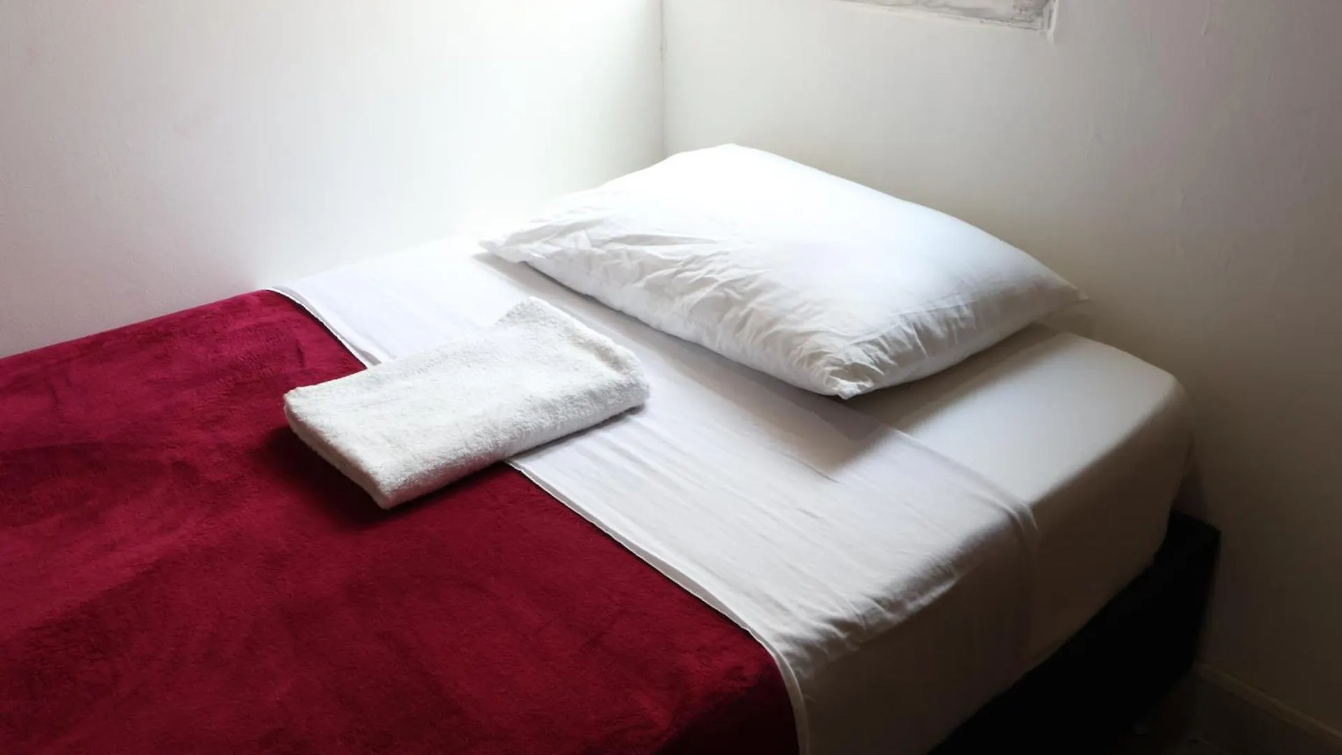 Homestay Living Poblado Manila 301 D Habitacion Doble Medellin