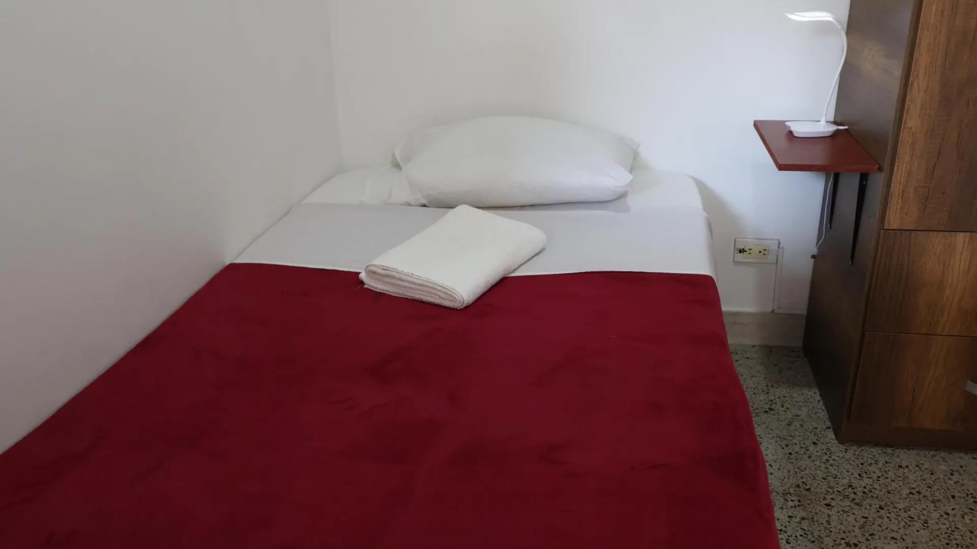 Living Poblado Manila 301 D Habitacion Doble Medellin