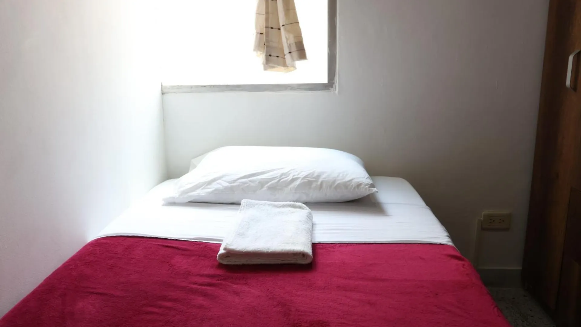 Homestay Living Poblado Manila 301 D Habitacion Doble Medellin