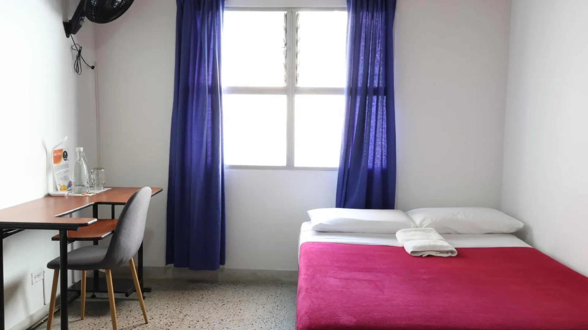 Living Poblado Manila 301 D Habitacion Doble Μεντεγίν Κολομβία